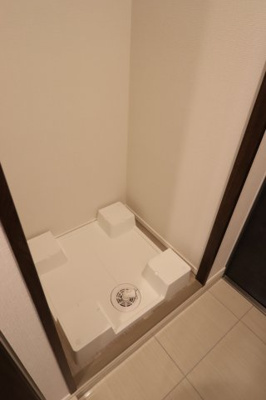 【設備】 | GENOVIA横浜石川町 | 洗濯機置場