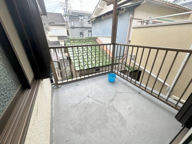 中曽司町戸建のバルコニー