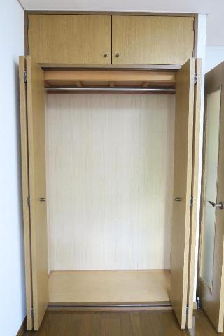 サンヒルズ平和の収納|クローゼット