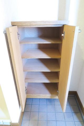 サンヒルズ平和の収納|下駄箱