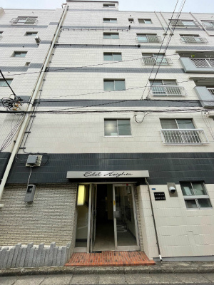 エーデルハイツのエントランス