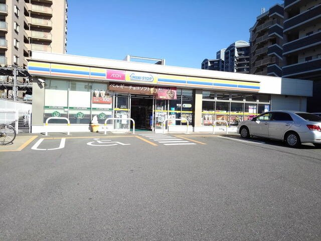 カーサ　ラ　ルーチェ　Ⅱの周辺|ミニストップ博多吉塚三丁目店まで150m