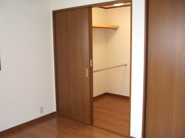 MIYUU MAGAMOTO（ミュウ曲本）の収納