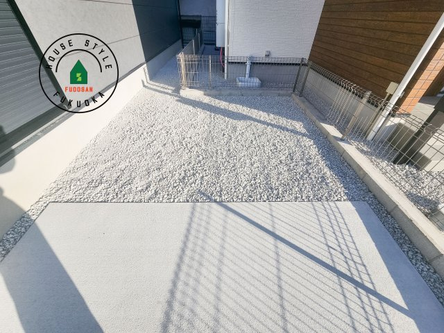 福岡市早良区次郎丸3丁目第2-2棟(1号棟)の庭|お庭で自由な時間を過ごせます。