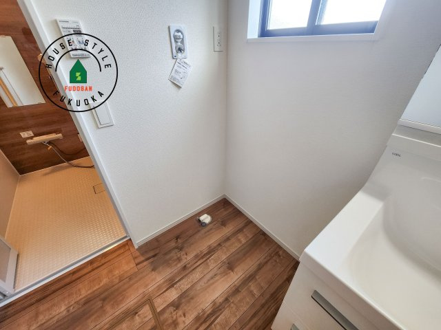 福岡市早良区次郎丸3丁目第2-2棟(1号棟)のランドリースペース|ランドリースペースとなります。広々して有効的にご使用できます。 