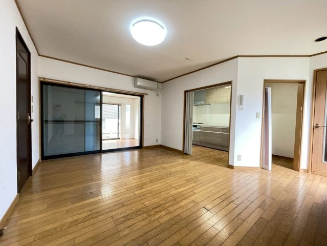 ひたちなか市田彦　中古戸建の居間・リビング