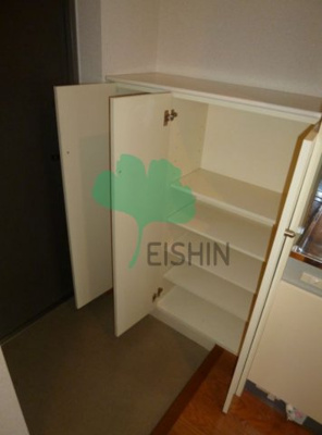 【玄関】 | アミティエ美野島 | 下駄箱もしっかりついてます！