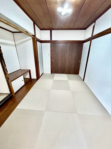 シーバス岩田町5丁目一戸建の和室