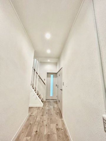 シーバス岩田町5丁目一戸建の内装