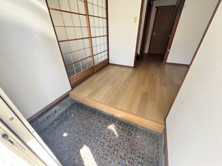 【玄関】 | 西石井6丁目1貸家