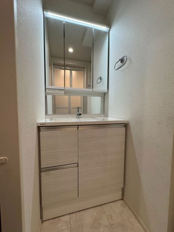 【独立洗面台】