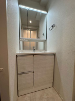 【独立洗面台】