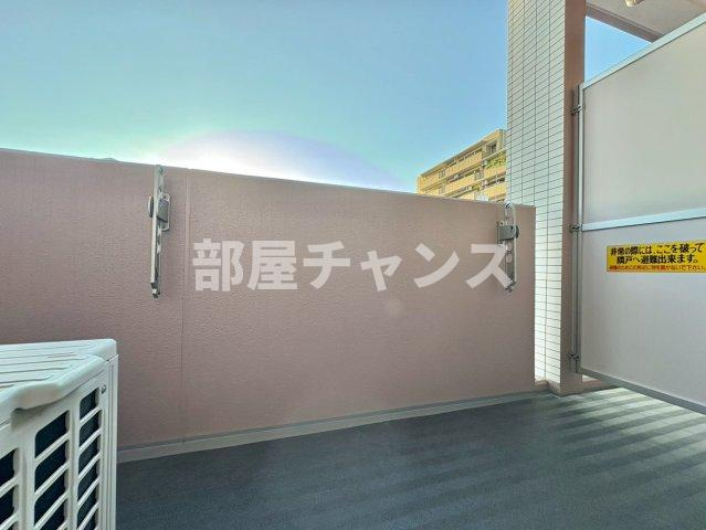 Twin Owls(ツインアウルズ)のバルコニー