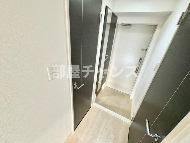 Twin Owls(ツインアウルズ)の玄関