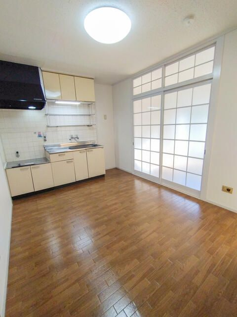 実穂マンションの居間・リビング