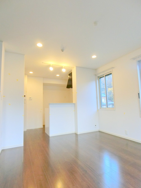 モレスコル　Nの居間・リビング