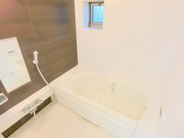 モレスコル　Nの浴室