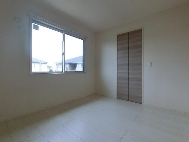 バードネイチャー A棟の洋室