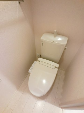 バードネイチャー A棟のトイレ