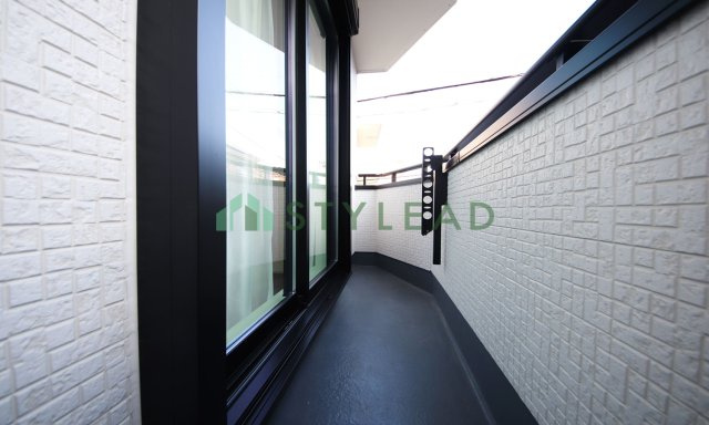 【バルコニー】