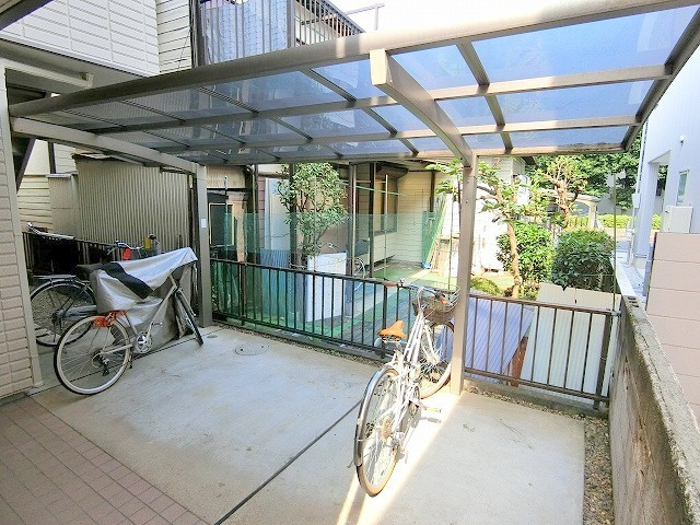 ハイム　マルヴァのその他共用部分|★屋根付駐輪スペース★