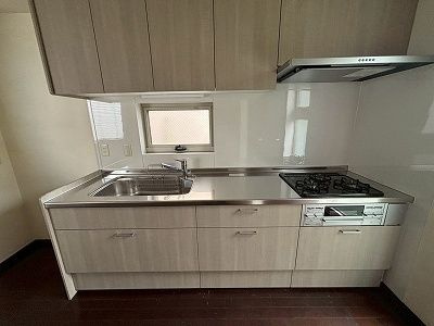 柿の木坂一丁目戸建のキッチン