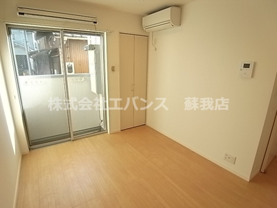 【居間・リビング】 | HALE KAI （ハレカイ） | おしゃれなフローリングの居間です