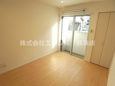 【寝室】 | HALE KAI （ハレカイ） | 落ち着いた色調の寝室です