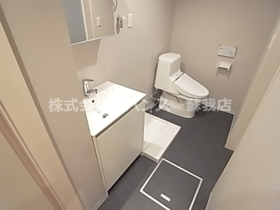 【洗面所】 | HALE KAI （ハレカイ） | 明るい洗面所です