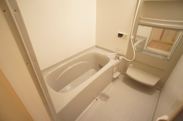 コンフォート新柏の浴室