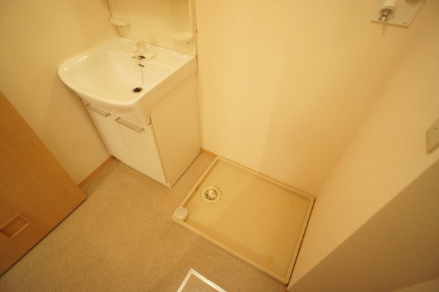 コンフォート新柏の洗面所