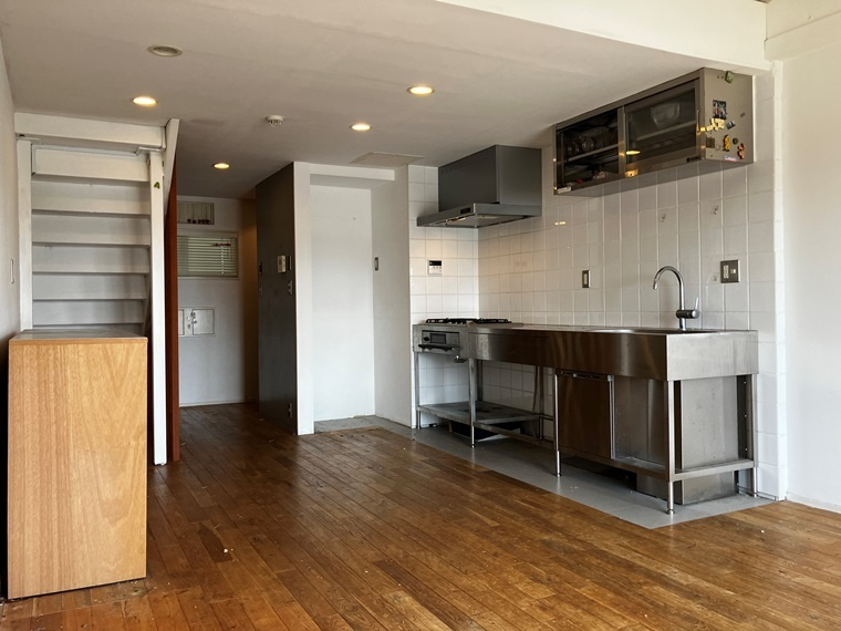 経堂セントラルマンションの居間・リビング