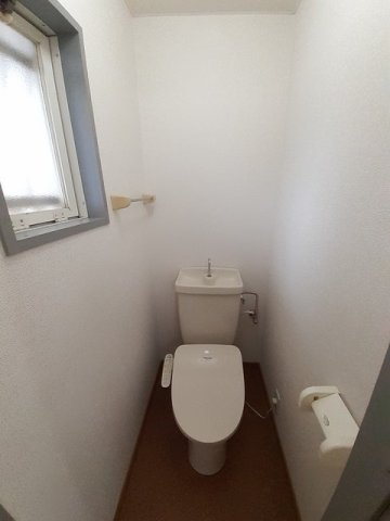 ドリーム栄のトイレ|嬉しい温水洗浄便座付き♪