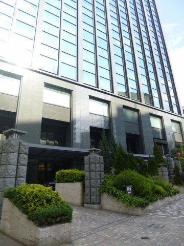 ラ・トゥール千代田のエントランス