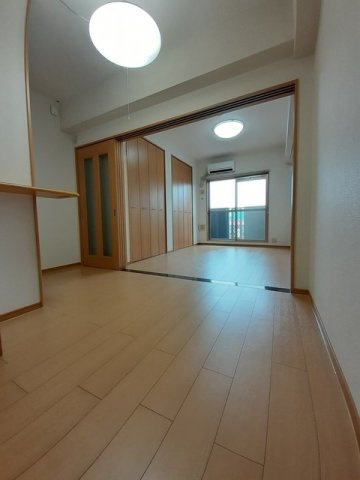 サンリット・スクエアの内装