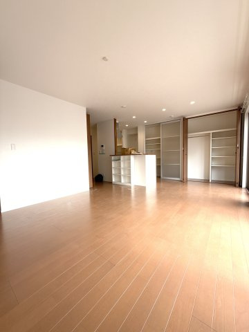 【居間・リビング】 | SUNSET MALL C