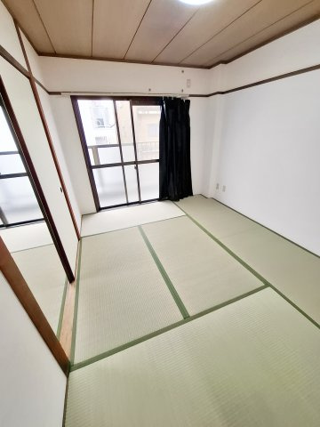 パークサイド武庫川の和室