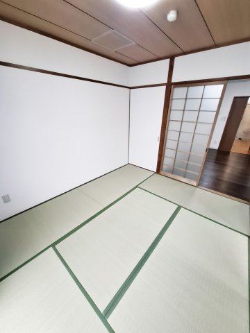 パークサイド武庫川の和室