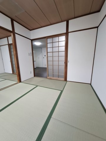 パークサイド武庫川の和室