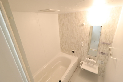 【浴室】 | PREMILIFE牧 | 202　バス