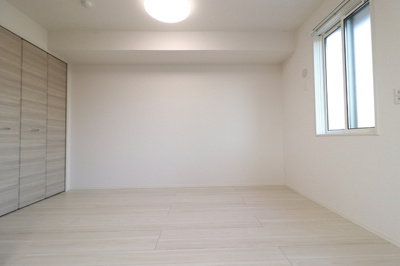 【その他】 | PREMILIFE牧 | 202　洋室