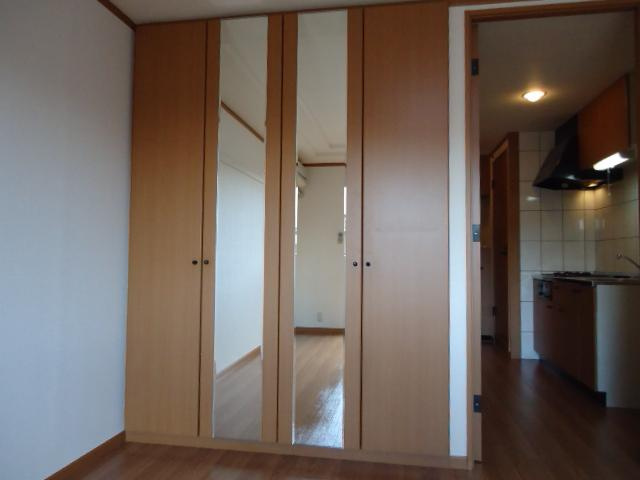 グローリアス・キャッスルⅠの収納|クローゼット