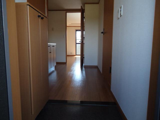 グローリアス・キャッスルⅠの内装|廊下