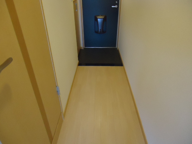 アンジュー　壱号館の内装|廊下