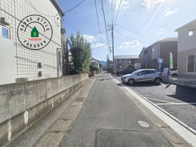 糟屋郡篠栗町田中1丁目第1-4棟（1号棟）の前面道路含む現地写真|前面道路です。

