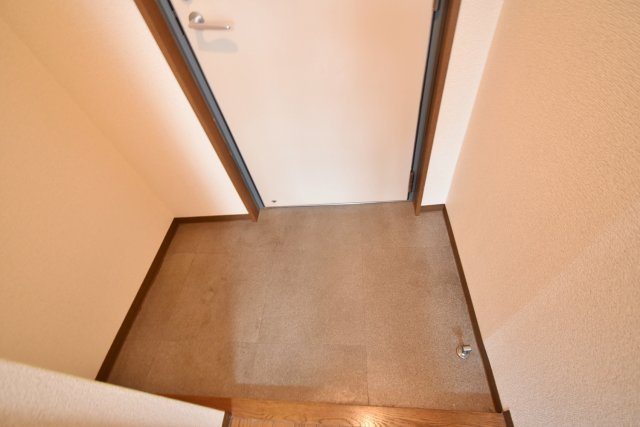 モン・シャンブルの玄関