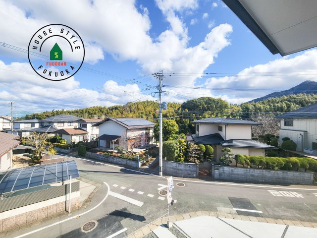 福岡市東区高美台1丁目第3-1棟（1号棟）の展望|窓から緑が見える物件も魅力的です。
