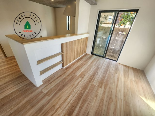 福岡市東区高美台1丁目第3-1棟（1号棟）の内観：施工例|キッチンから立ち込める香りが今日の料理を期待させます。