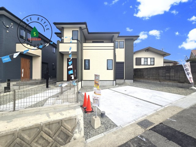 福岡市東区美和台7丁目第3-2棟(2号棟)の外観|デザイン性のある外観です。