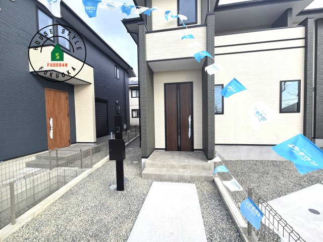 福岡市東区美和台7丁目第3-2棟(2号棟)の外観：施工例|おでかけの時も帰った時も、「我が家」を最初に感じでもらえる素敵な空間に。